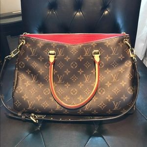 Louis Vuitton Pallas